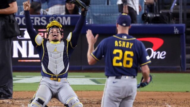 MLBワールドシリーズで「低予算球団」の反乱　35年ぶりの対決が投じる労使交渉への一石