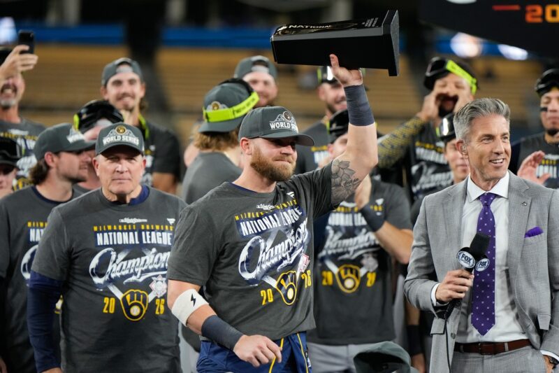 「家族のために」引退寸前だったジェイク・バウアーズがメジャーの救世主に…劇的なNLCS MVPまでの軌跡