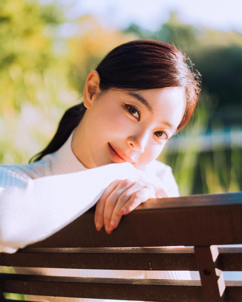 他校の男子生徒まで訪ねてくるほど美しい女子生徒の正体