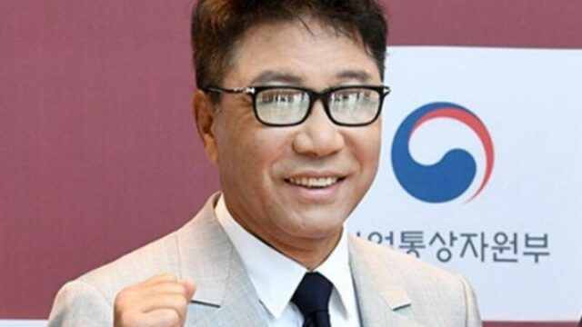 イ・スマン、韓国でトラブル発生…「緊急ニュース」が波紋
