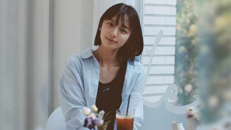 アルバイト代を要求しに行ったのに、あまりにも可爱かったため気づいたら芸能人になっていたバイト生