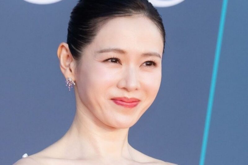 “아줌마인 줄”…손예진, 日 여행 중 꾸밈없는 사복 패션에→도 넘은 지적질