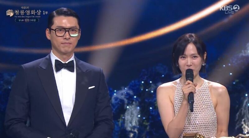 레전드 ‘투샷’ 다시 본다…’청룡 주연상’ 현빈♥손예진, 트로피→핸드프린팅도 나란히 출격