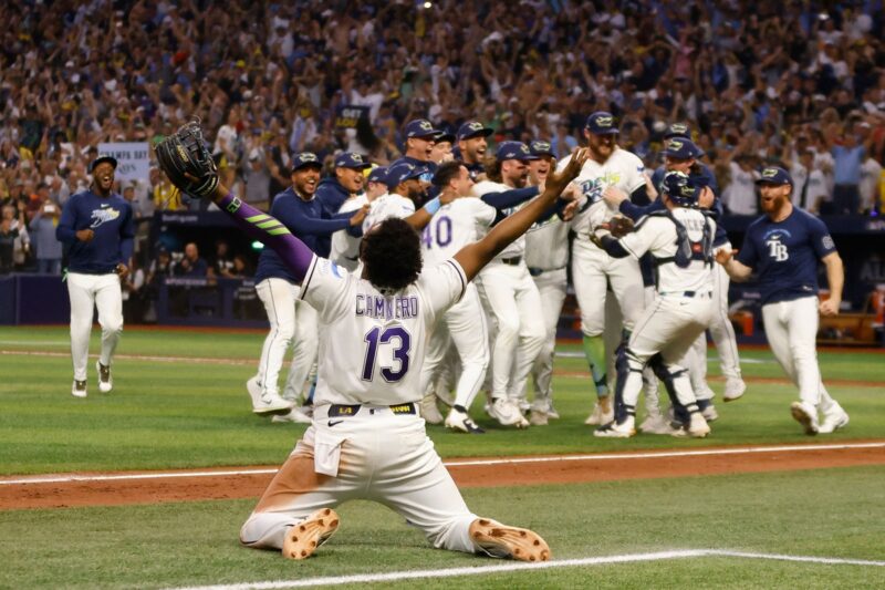 MLBワールドシリーズ、初の頂点をかけた歴史的対決！ミルウォーキー対タンパベイを徹底プレビュー
