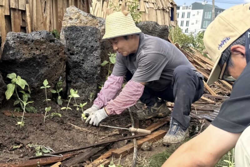 キム・ビョンマン、手の靭帯断裂→縫合手術まで受けたのに…「ビョンマンランド」苦情で片付け