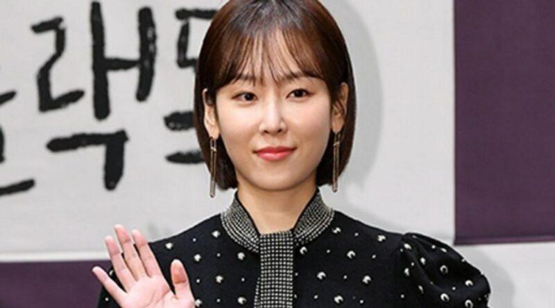 ソ・ヒョンジン、チョンセ被害の試練の中で「父親の訃報」…新作公開8日前に届いた悲報