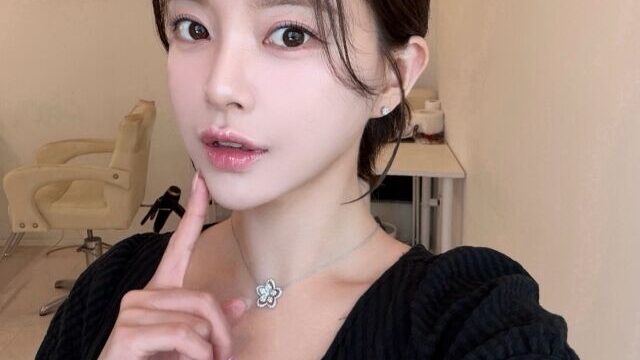 元アナウンサーのイ・ヒャン、パリの高級ホテルで相次ぐ不手際に憤慨「これって人種差別？」