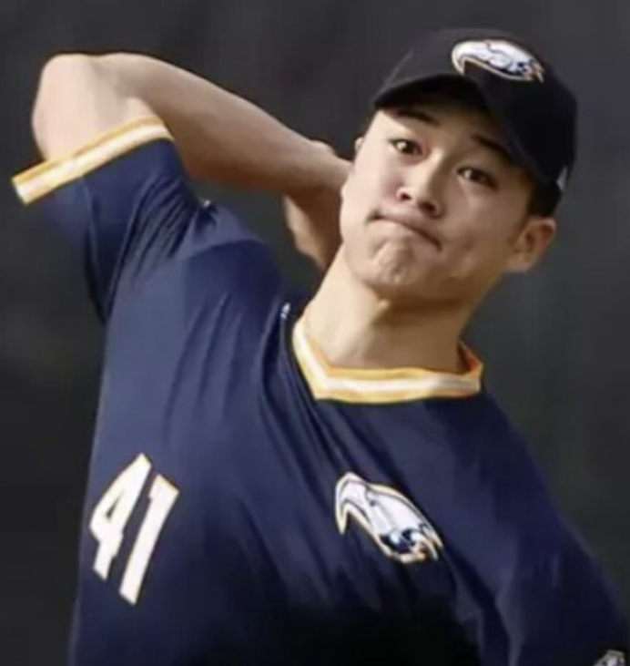 DeNAドラフト3位「カナダの大谷」杉本カンサイの潜在能力 158キロ右腕で長打力も誇る規格外の逆輸入大物