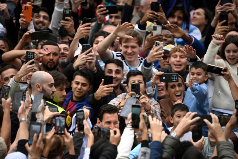 サッカーの10番目のルールは「楽しむこと」…“サッカーの神”メッシが子供たちに贈った言葉