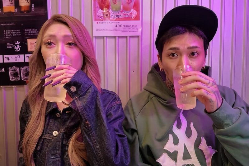 泥酔して彼女の顔に水を吹きかけ…恋バラ男の「クズ気質爆発」に「ナメてんのか？」とブチギレ
