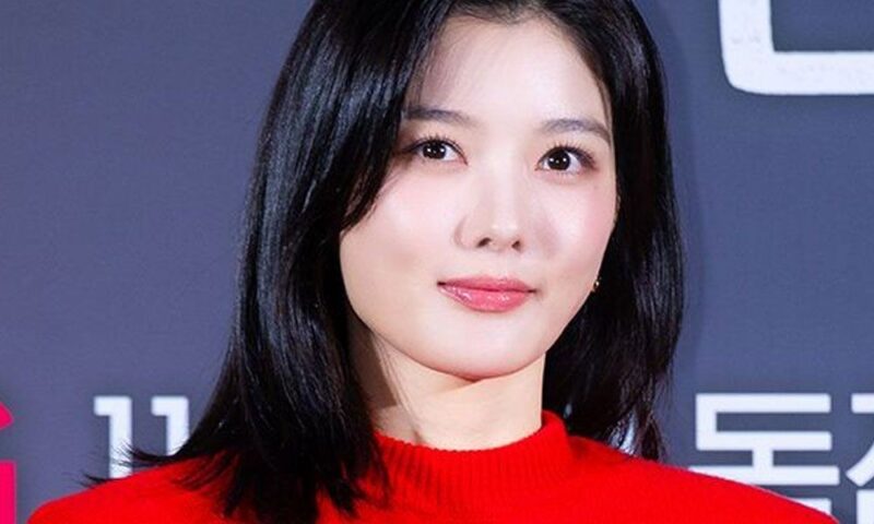 別人化の見本…キム・ユジョン、夜の街をレギンス姿でランニング認証に称賛の声殺到
