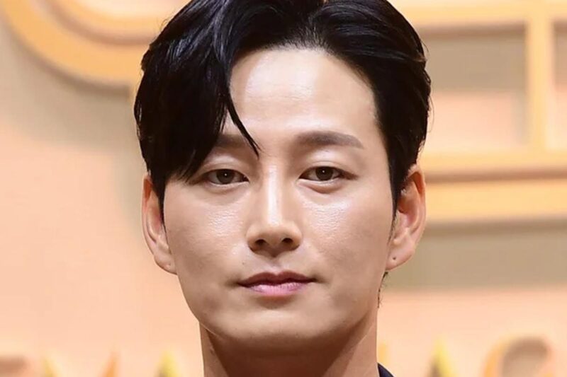 「未婚」イ・ヒョヌク、嬉しいニュースを報告…「来る11月に」