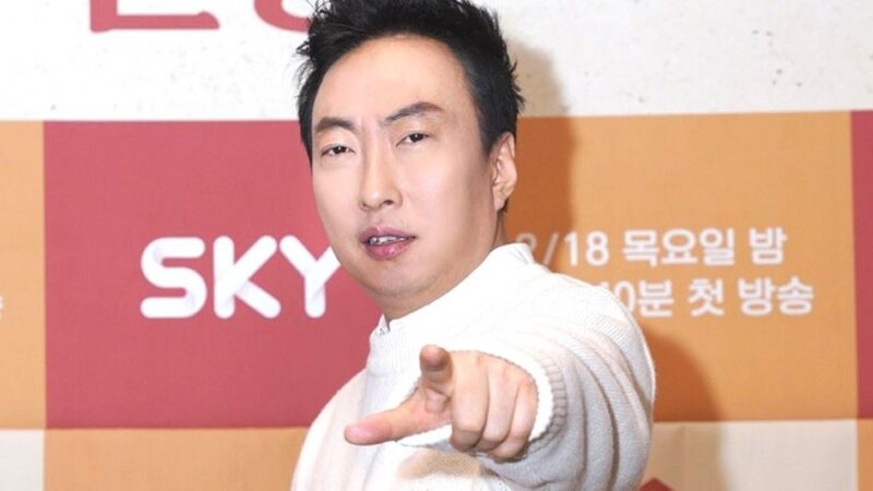 パク・ミョンス、ラジオ放送中の「タメ口リスナー」に鋭いツッコミ？番組で見せた神対応の真相