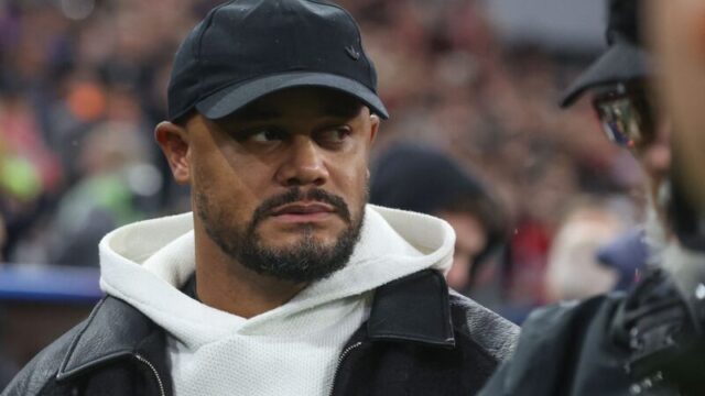 バイエルン・コンパニ監督がトレーニング中に倒れ入院、ウイルス感染の影響で数週間の離脱へ