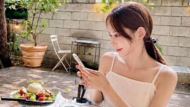 トップスターの子を妊娠し、一人で育てながら芸能界デビューした彼女…ついに子供を公開