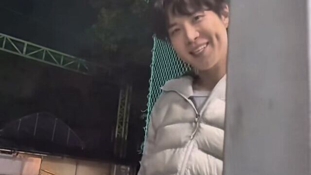歯科大中退の異色経歴を持つ歌手チャン・ハンビョル、万能ぶりを発揮　スポーツから音楽番組優勝まで多才な魅力に注目集まる