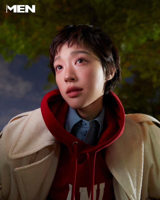 チェ・ソンウン、映画『青い道』で政府要員に変身