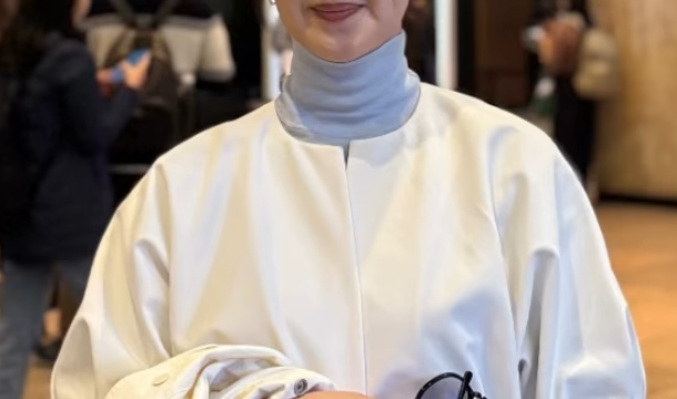 笛木優子、キム・ドンリュル公演で韓国時代の思い出を回想　変わらぬ美貌が話題
