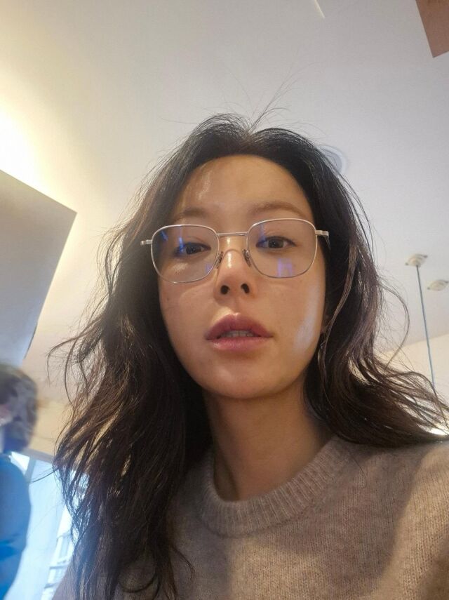 黄正音、元カレ・金容俊に言及して間もなく…今度は「男友達♥」サプライズ公開