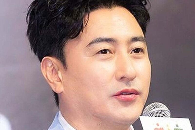 アン・ジョンファン、妻イ・ヘウォンからのプレゼントに感激…祝福の声が殺到